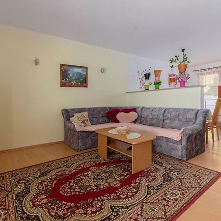 Pr' Kavac Apartment Ratece