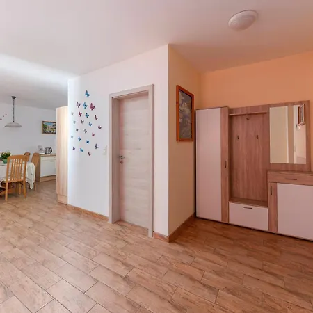 Apartment Pr' Kavac