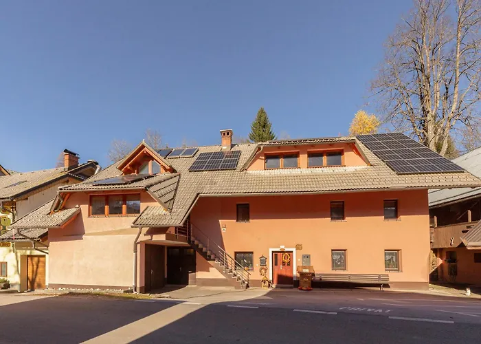 Pr' Kavac Apartment *